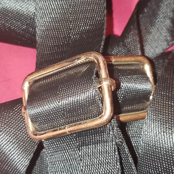 Backpack ๐ - Picture 12 of 12